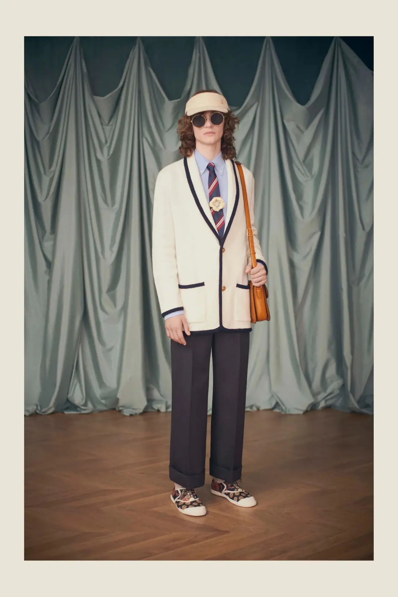 “Avant les Débuts” de Valentino, l'éblouissante collection Croisière 2025 d'Alessandro Michele