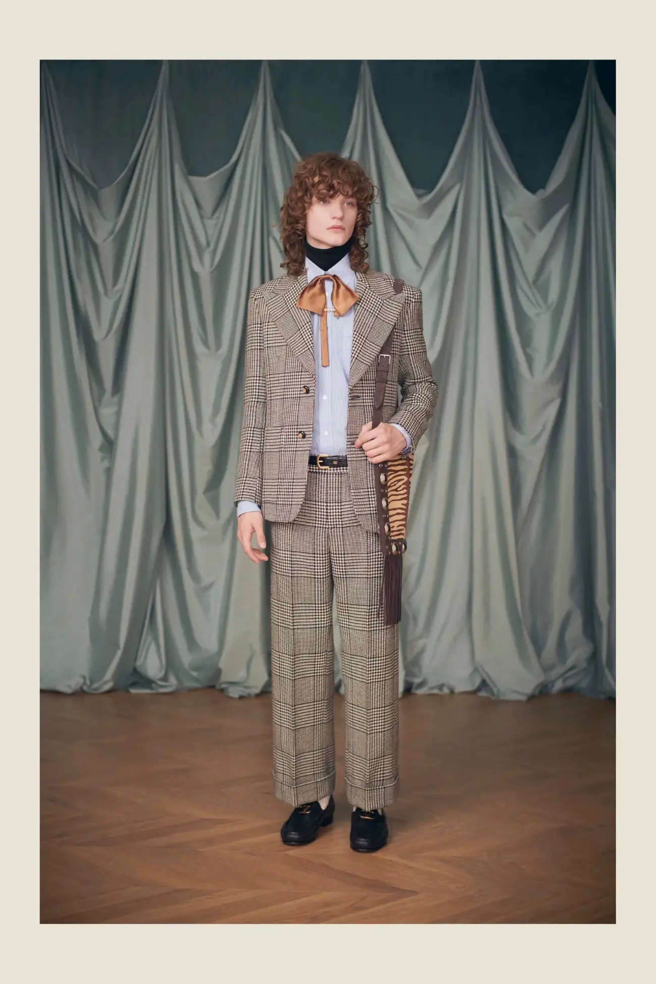 “Avant les Débuts” de Valentino, l'éblouissante collection Croisière 2025 d'Alessandro Michele