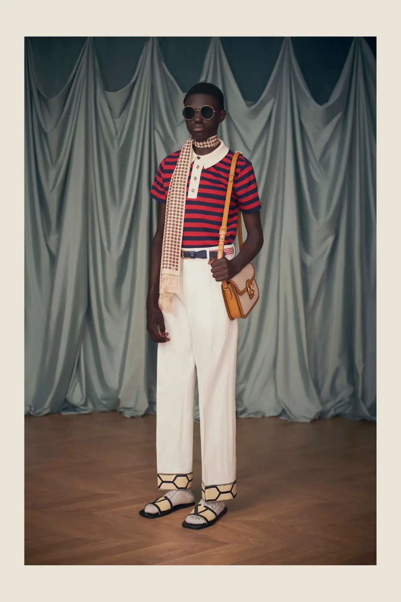 “Avant les Débuts” de Valentino, l'éblouissante collection Croisière 2025 d'Alessandro Michele