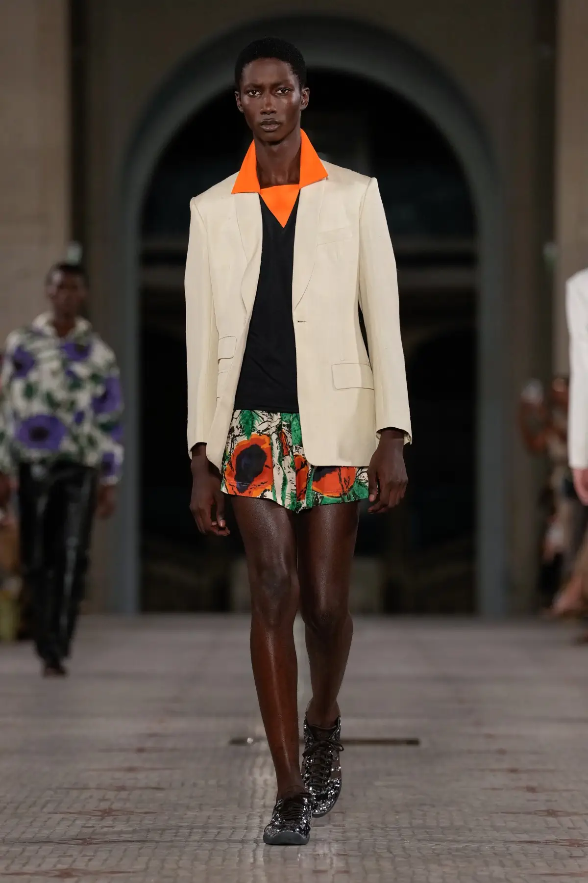 WALES BONNER met le cap sur le printemps 2025 avec une oasis tropicale inspirée par Althea McNish