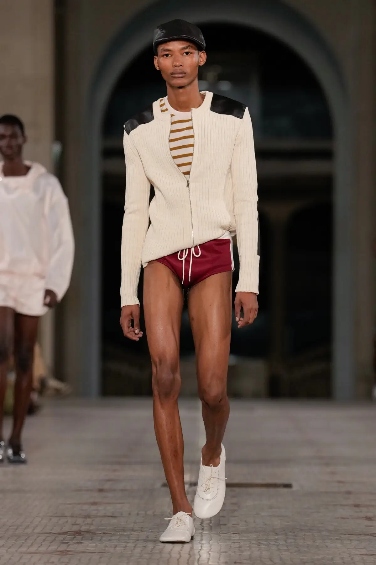 WALES BONNER met le cap sur le printemps 2025 avec une oasis tropicale inspirée par Althea McNish