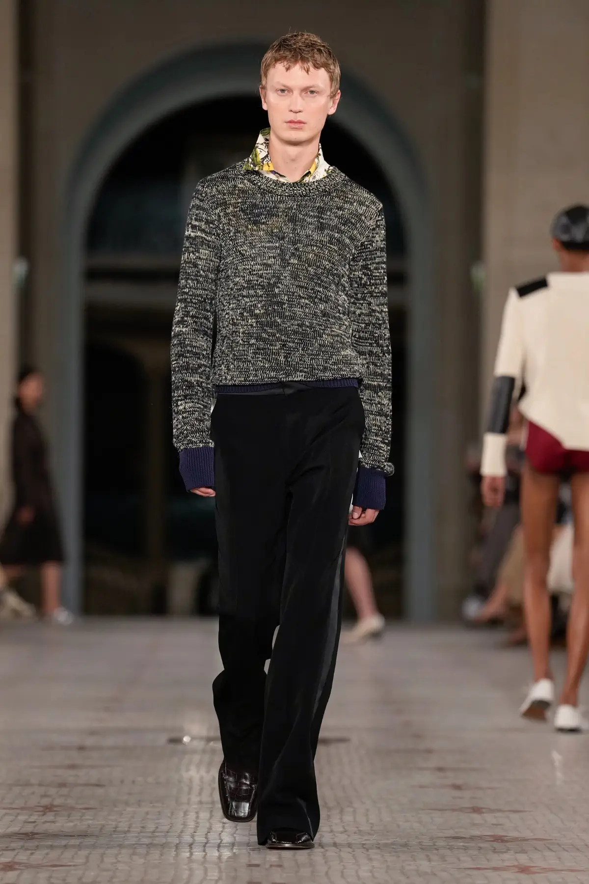 WALES BONNER met le cap sur le printemps 2025 avec une oasis tropicale inspirée par Althea McNish