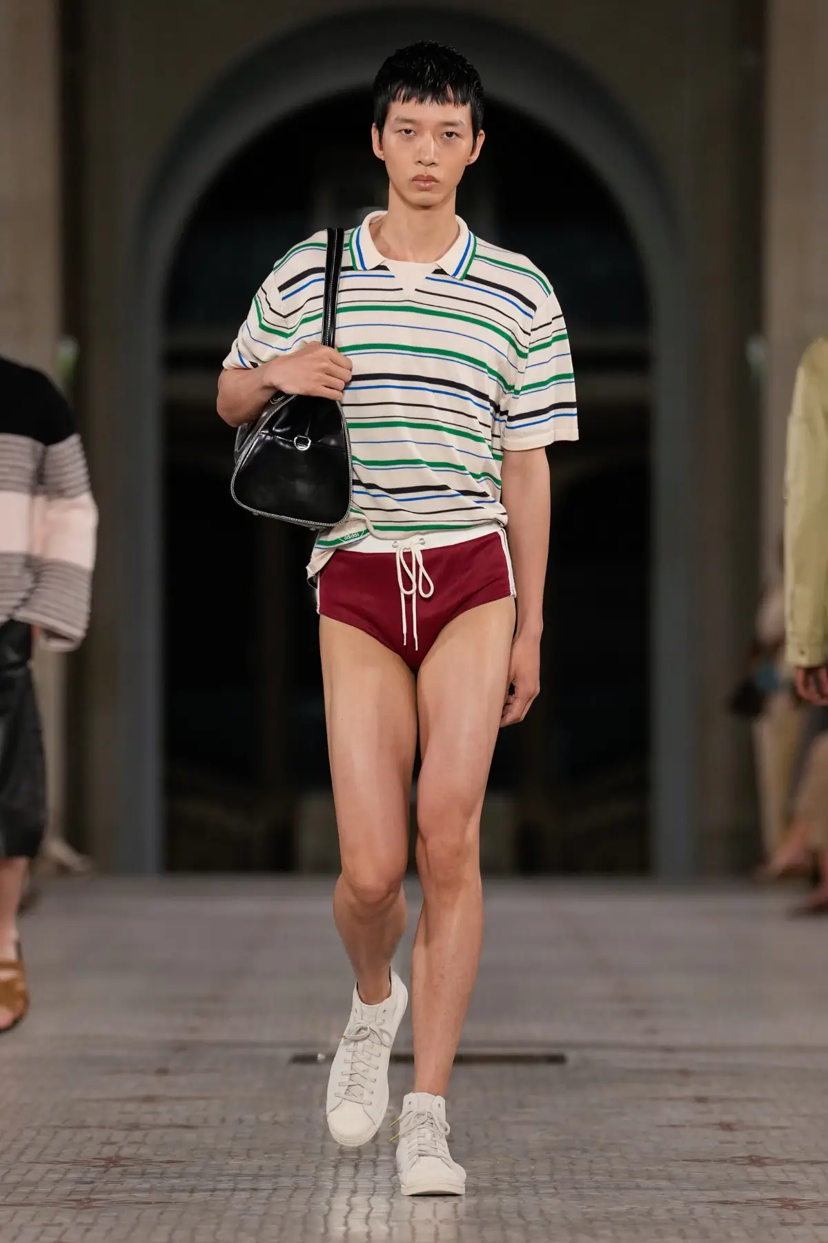 WALES BONNER met le cap sur le printemps 2025 avec une oasis tropicale inspirée par Althea McNish