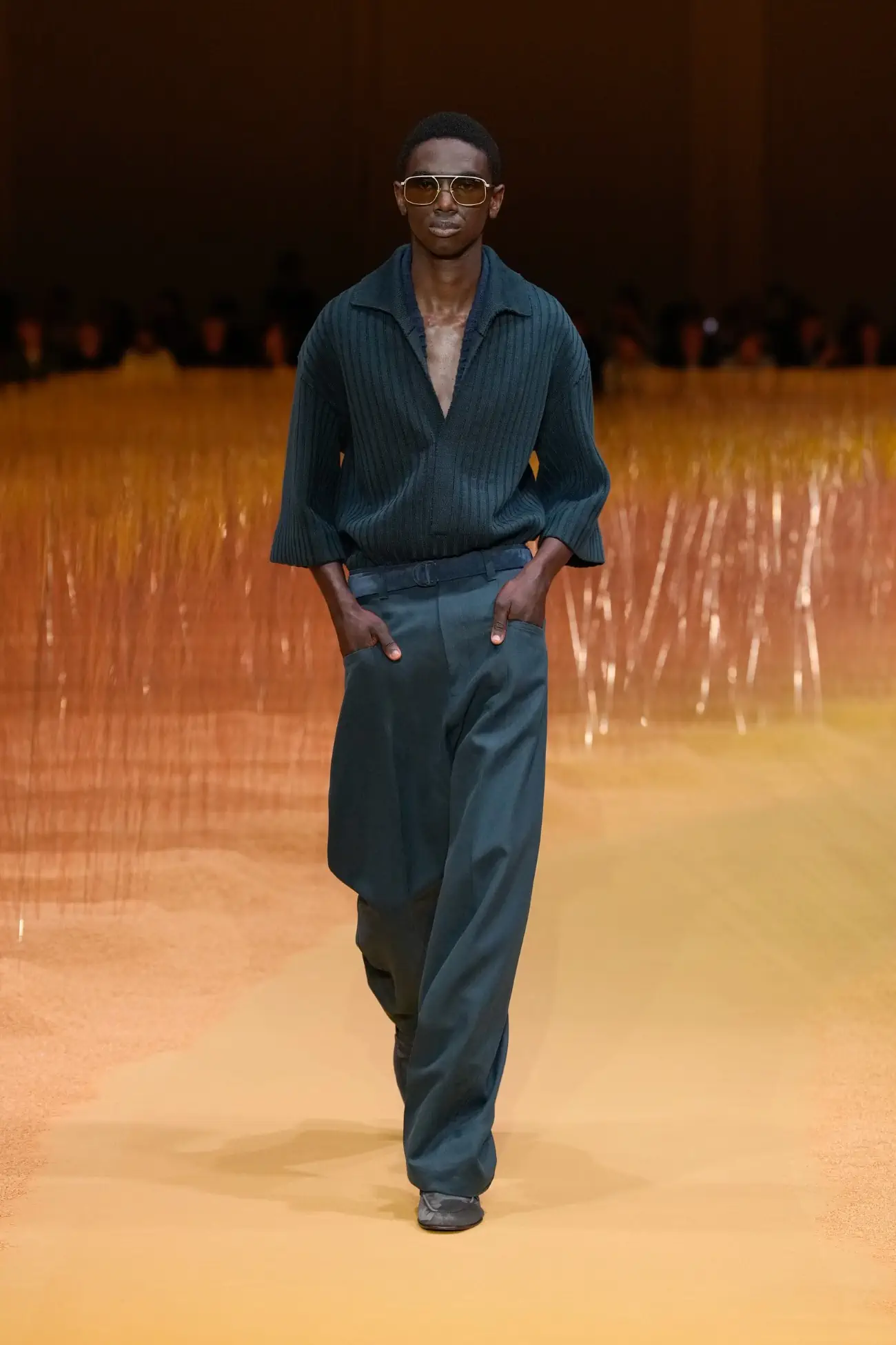 ZEGNA dévoile une collection Printemps 2025 pleine de légèreté, avec le lin au premier plan