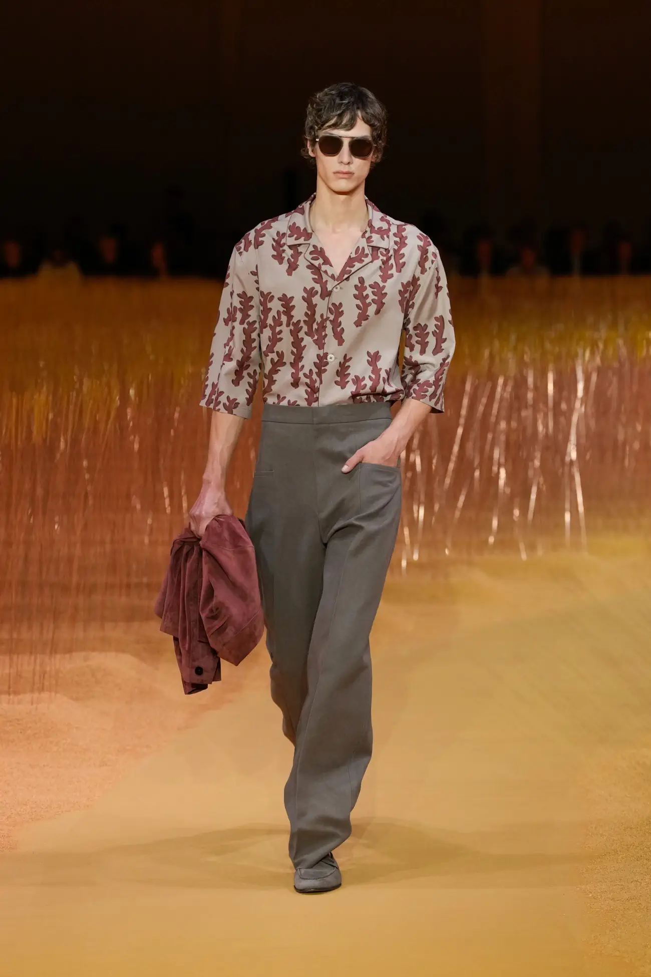ZEGNA dévoile une collection Printemps 2025 pleine de légèreté, avec le lin au premier plan