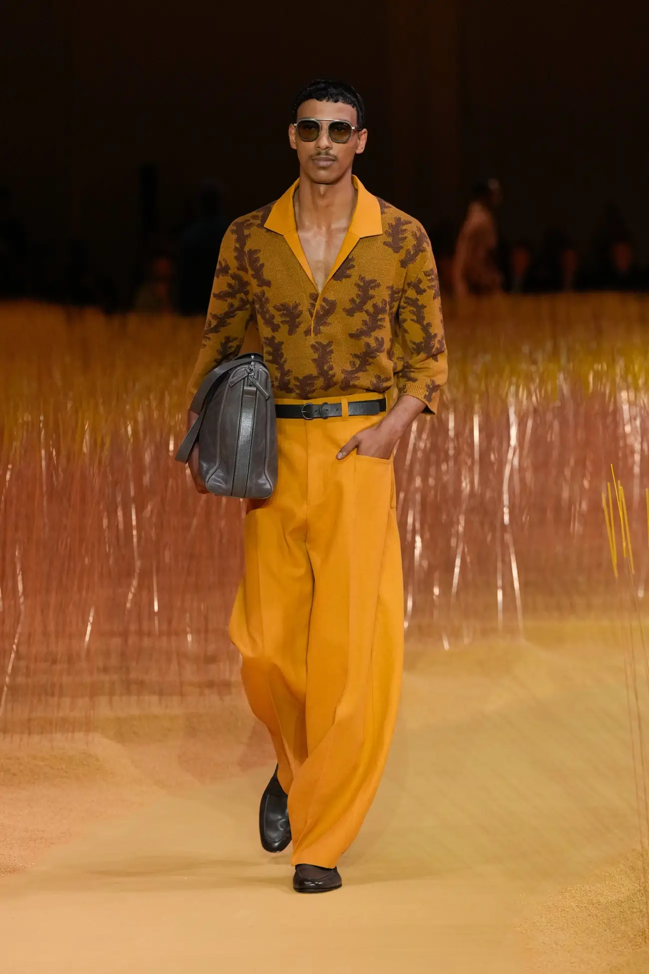 ZEGNA dévoile une collection Printemps 2025 pleine de légèreté, avec le lin au premier plan
