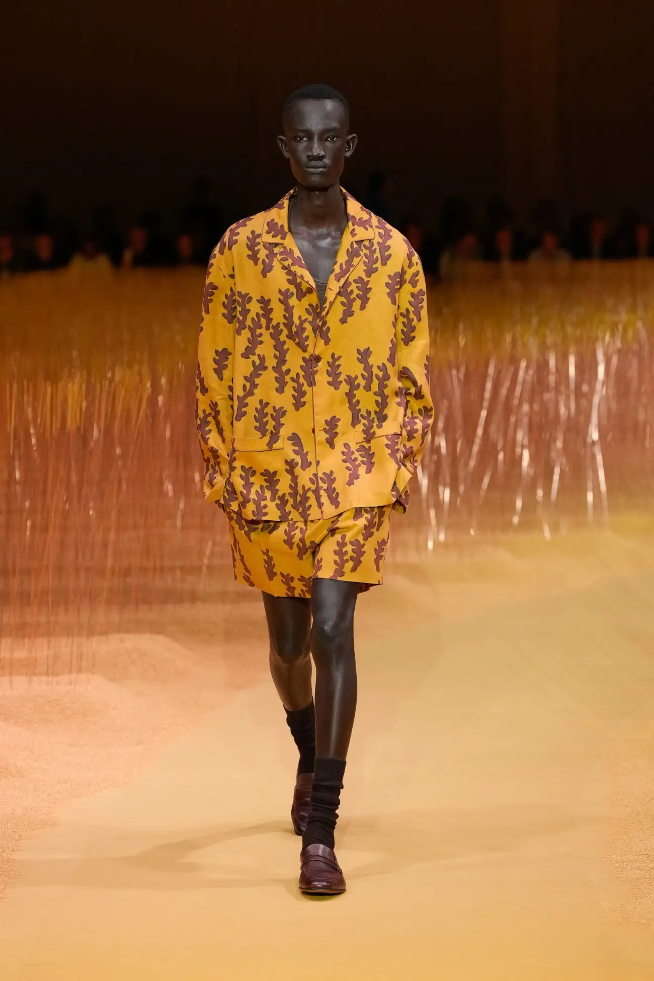 ZEGNA dévoile une collection Printemps 2025 pleine de légèreté, avec le lin au premier plan