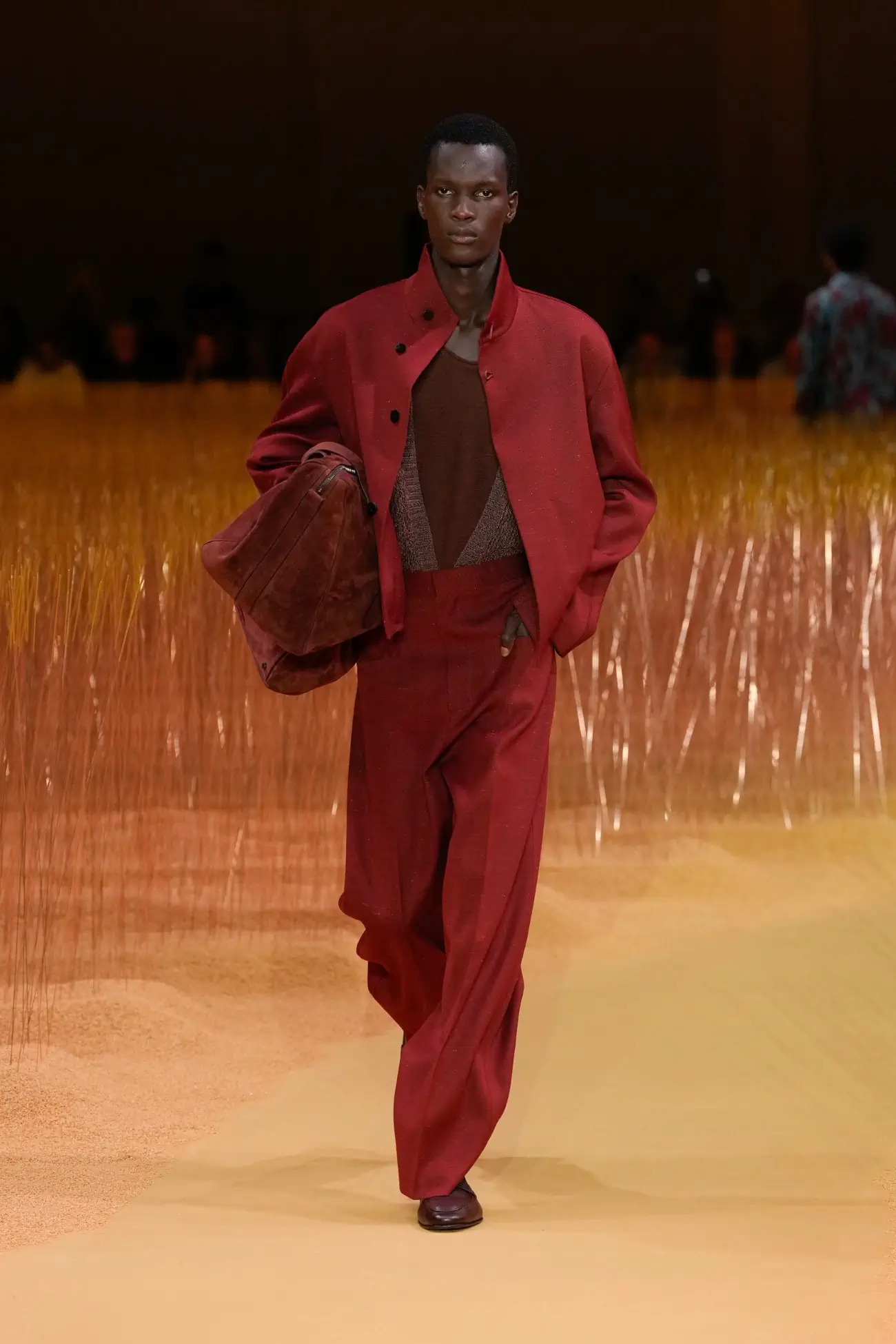 ZEGNA dévoile une collection Printemps 2025 pleine de légèreté, avec le lin au premier plan