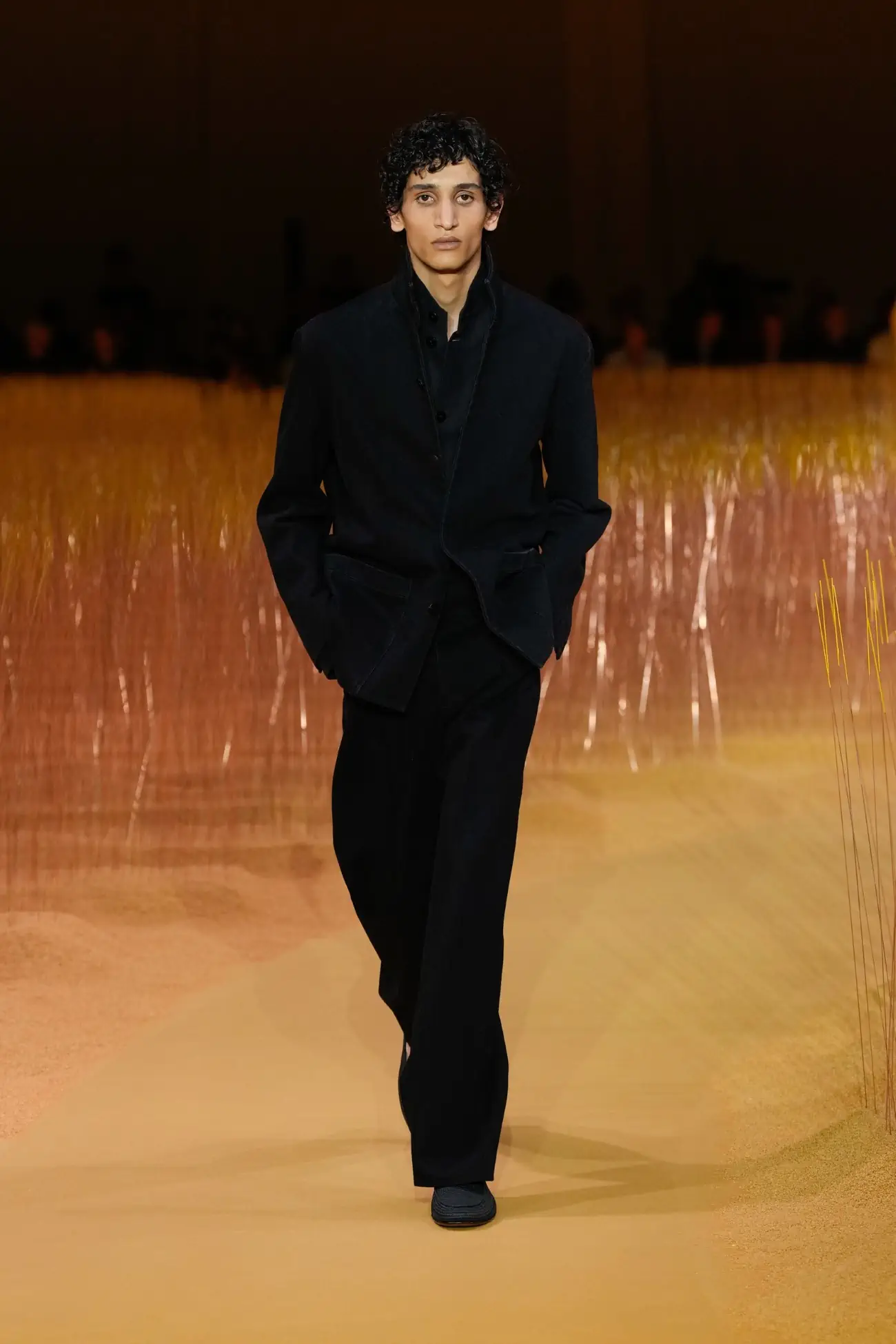 ZEGNA dévoile une collection Printemps 2025 pleine de légèreté, avec le lin au premier plan