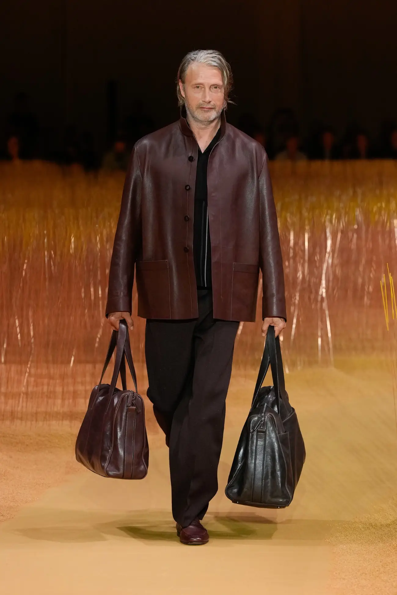 ZEGNA dévoile une collection Printemps 2025 pleine de légèreté, avec le lin au premier plan