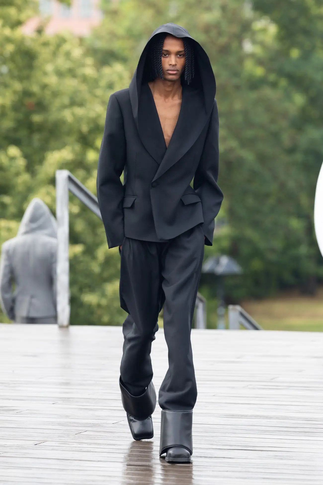 La puissante collection Printemps 2025 de GmbH revient à la maison, à Berlin