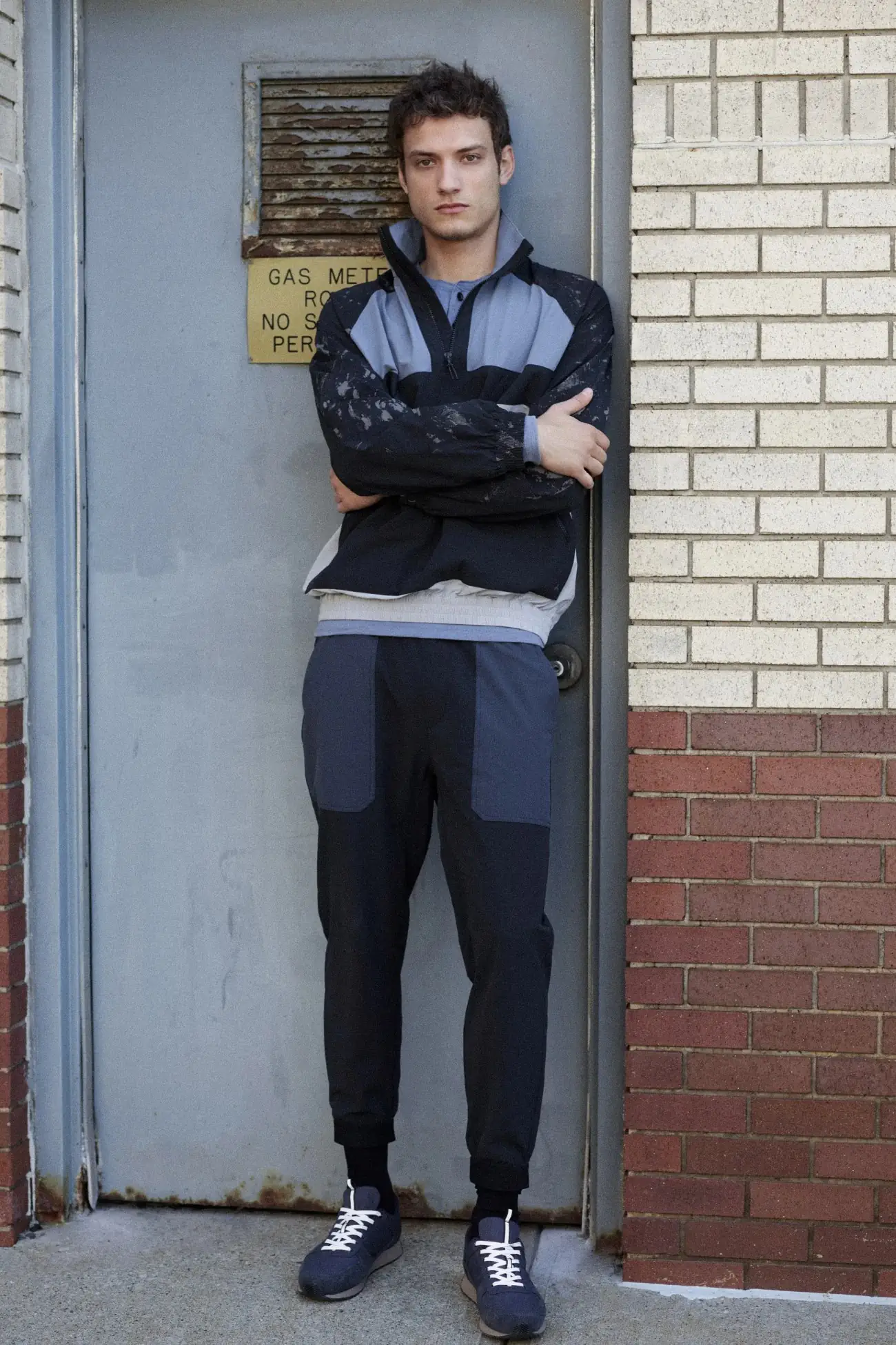 Rag & Bone Printemps 2025, le cool sans effort rencontre la sophistication urbaine