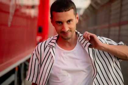 Paris 2024, une célébration de l'humanité le long de la Seine avec le directeur artistique Thomas Jolly