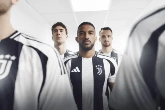 La Juventus s'envole vers les étoiles avec le kit domicile 2024/25 inspiré de la Lune