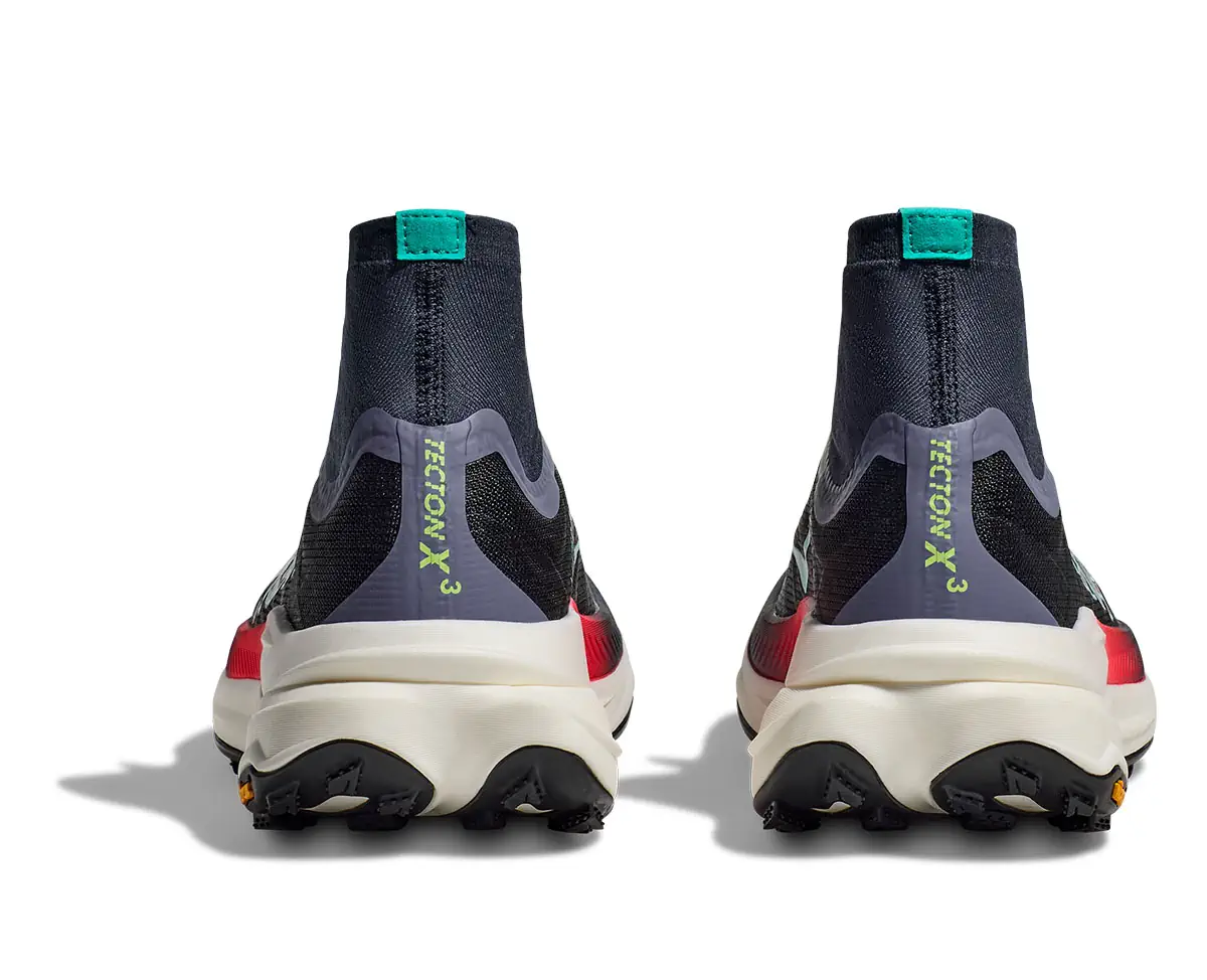 HOKA Tecton X 3 conçue pour une vitesse explosive sur les sentiers difficiles