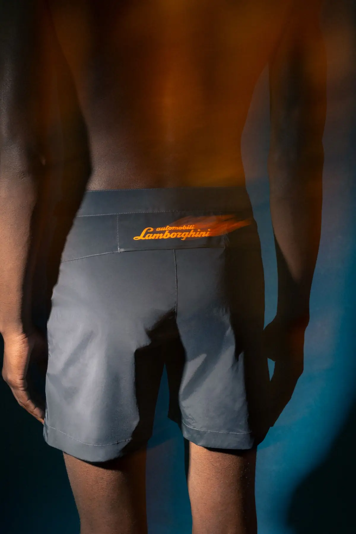 Lamborghini et Orlebar Brown dévoilent une collection de villégiature à haut indice d'octane