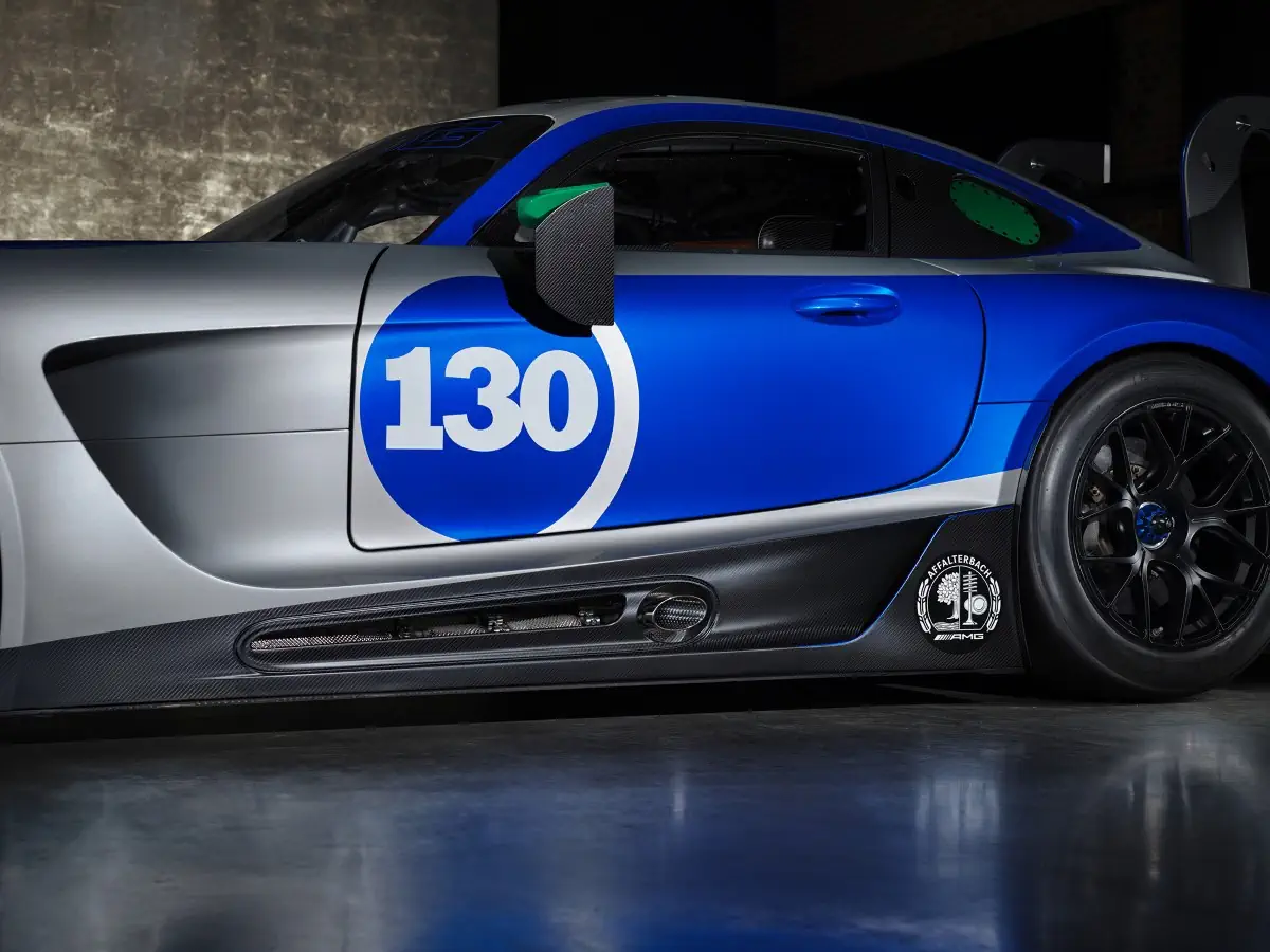 La Mercedes-AMG GT3 Edition 130Y Motorsport, une édition très limitée, tire sa révérence avec style