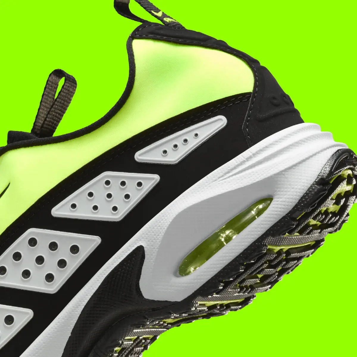 La Nike Air Max Sunder “Electric Green” connaît une hausse de popularité inattendue chez les hommes