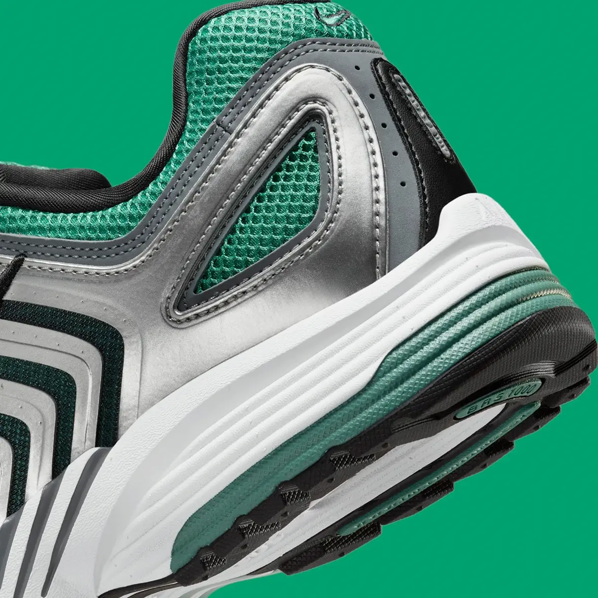 Nike Air Pegasus 2k5 « Bicoastal » : un coloris côtier pour une chaussure de course classique
