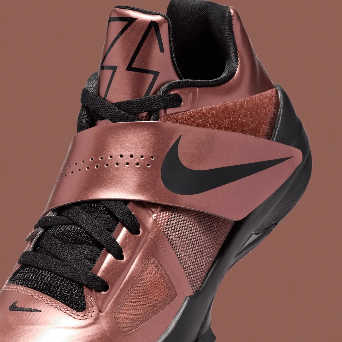 La Nike KD 4 Christmas Retro prévue pour les fêtes de fin d'année