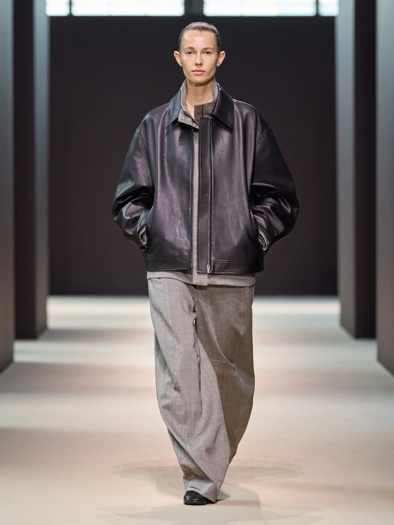 La collection Automne 2024 de COS allie élégance intemporelle et sensibilité moderne