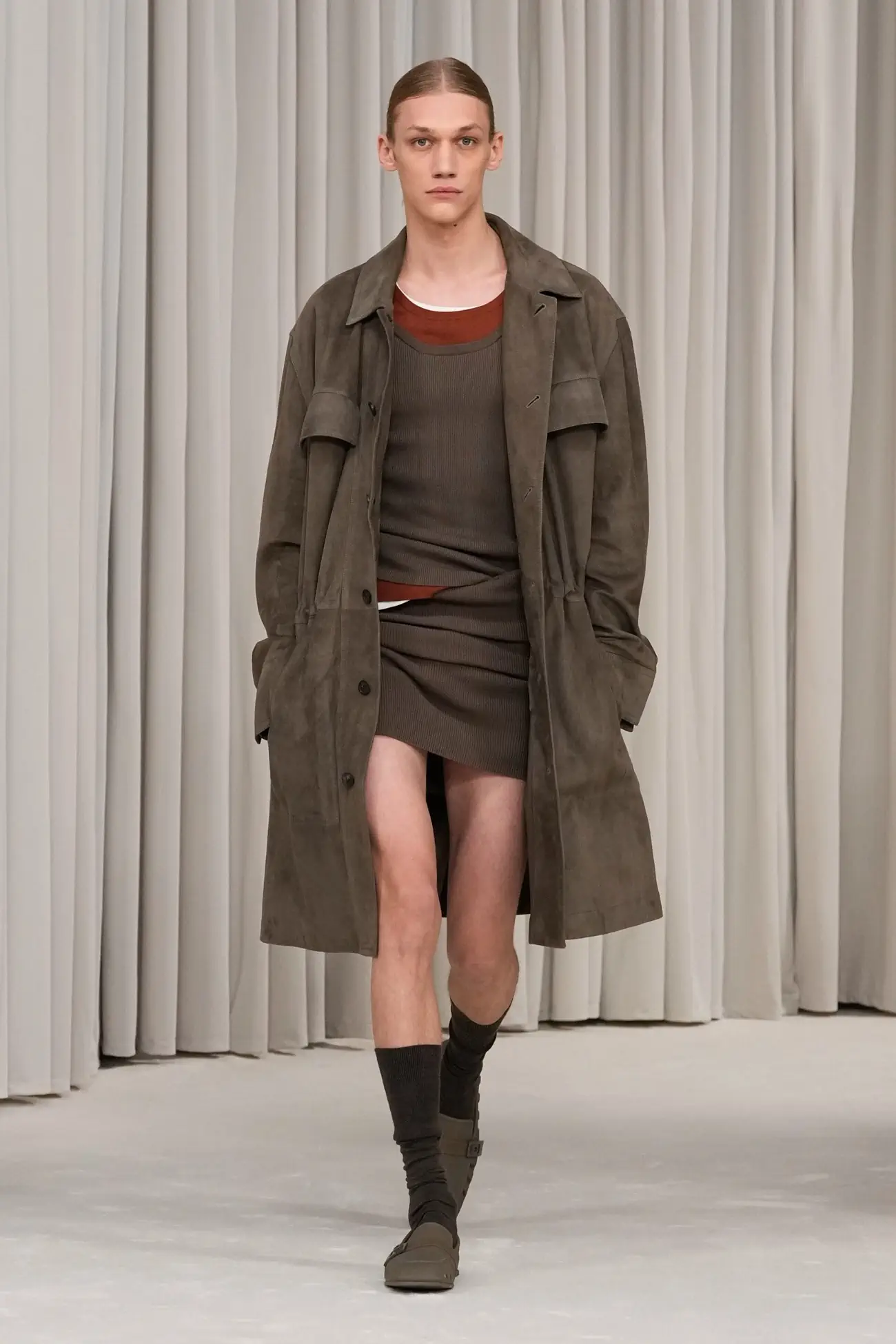 La collection Ferragamo Printemps 2025 capture l'essence de la liberté