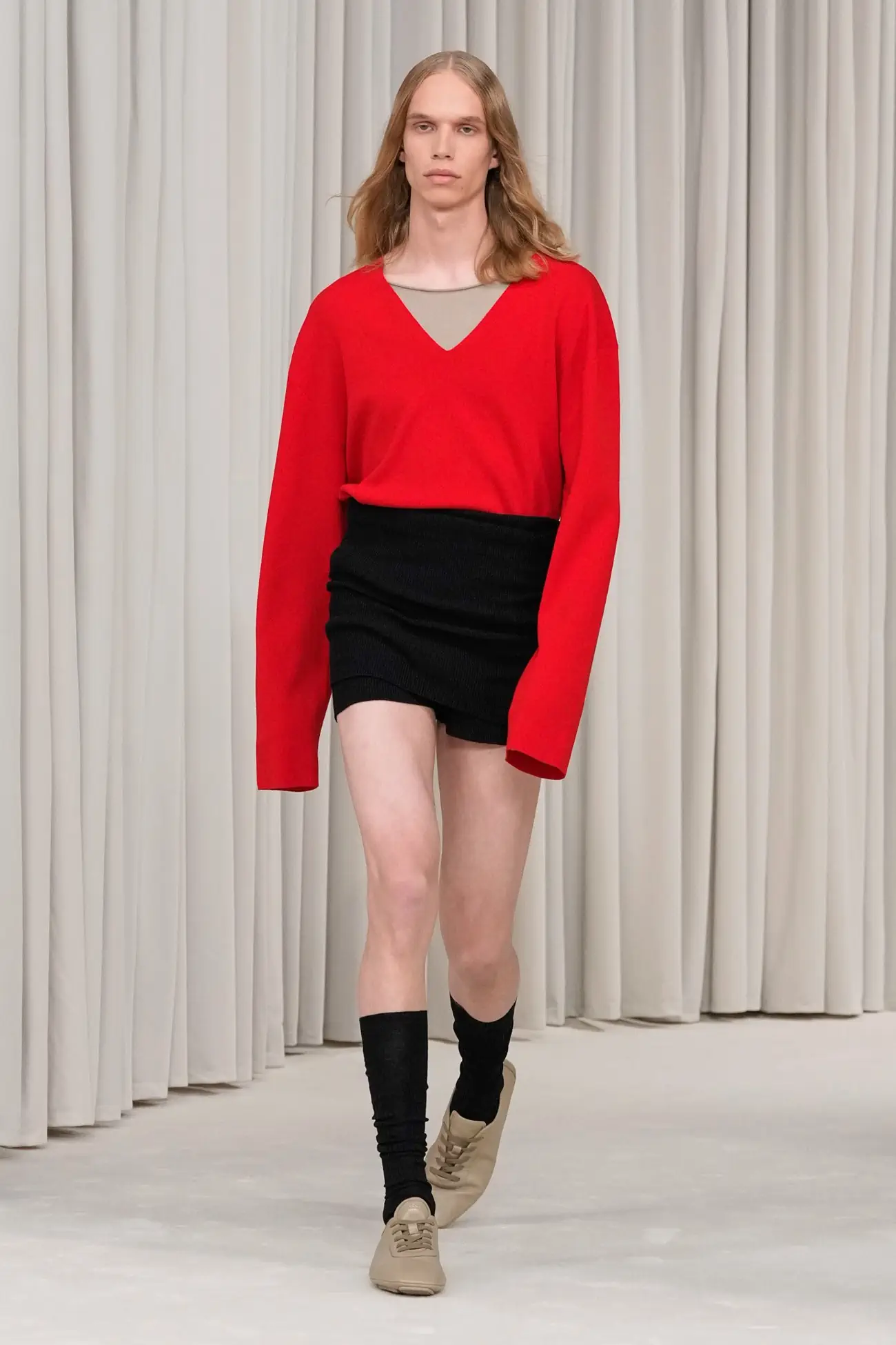 La collection Ferragamo Printemps 2025 capture l'essence de la liberté