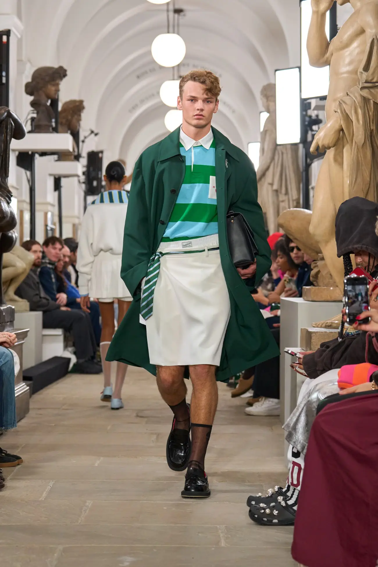 KENT&CURWEN, Printemps 2025 : une rébellion nostalgique à la Royal Academy