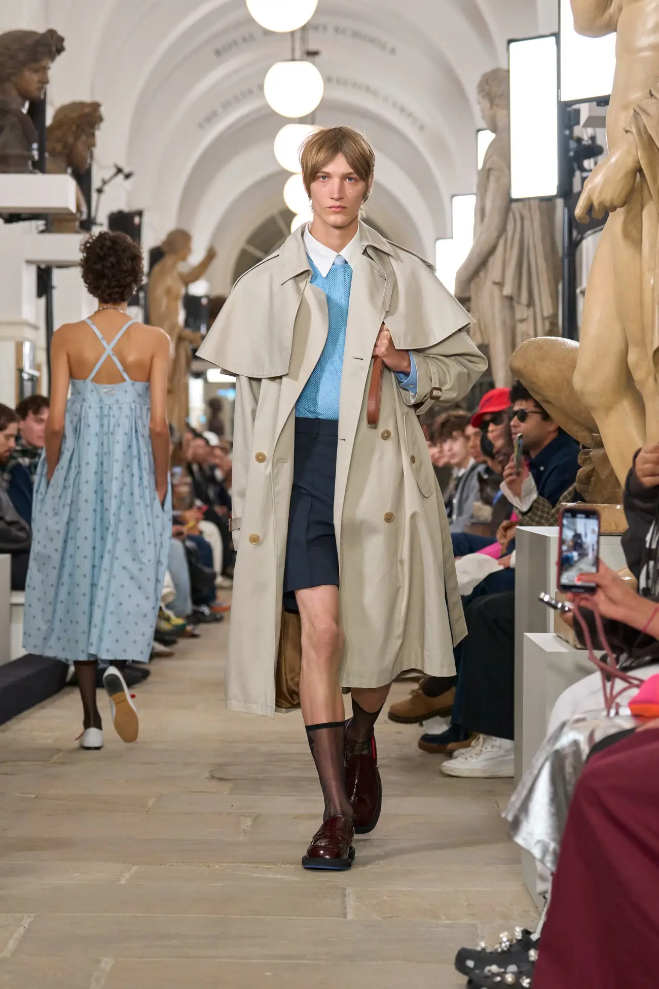 KENT&CURWEN, Printemps 2025 : une rébellion nostalgique à la Royal Academy