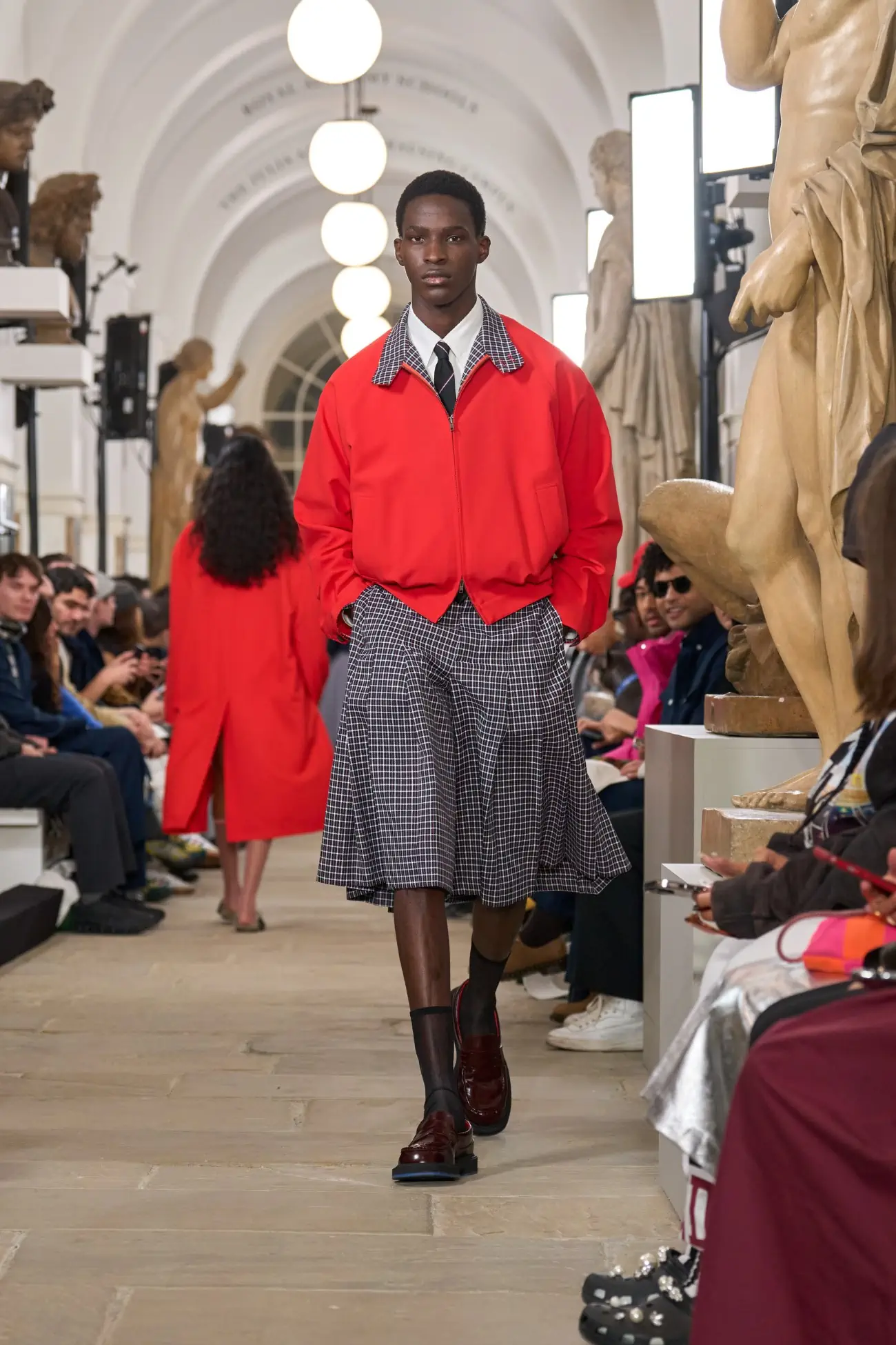 KENT&CURWEN, Printemps 2025 : une rébellion nostalgique à la Royal Academy