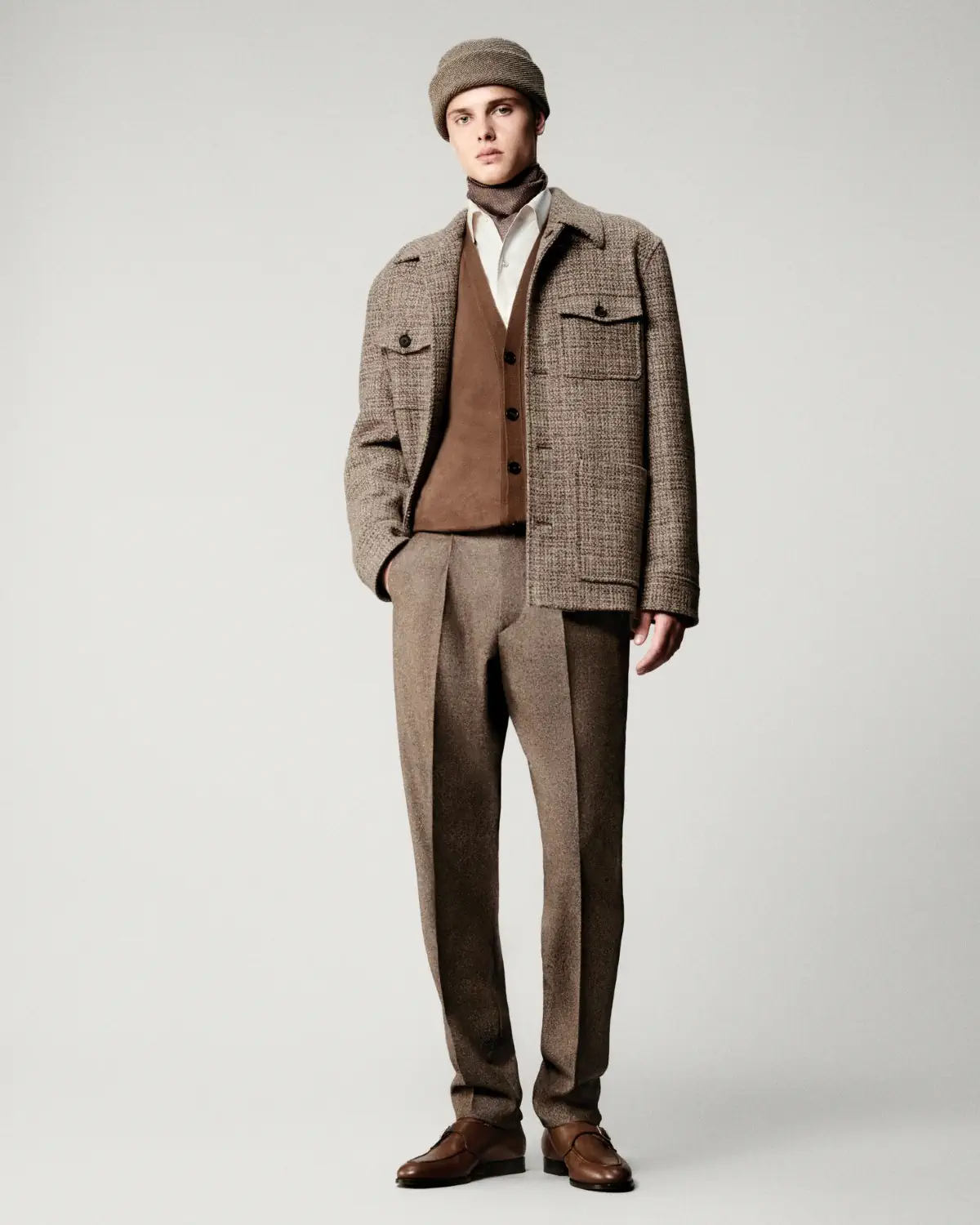 Loro Piana célèbre le lin pour le Printemps 2025
