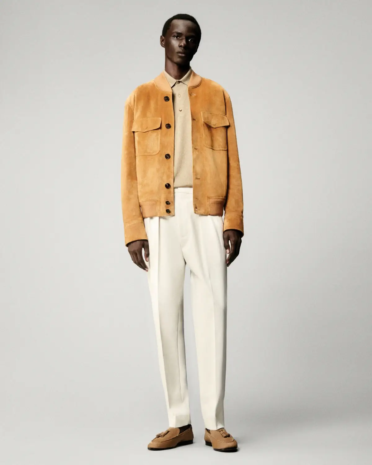 Loro Piana célèbre le lin pour le Printemps 2025