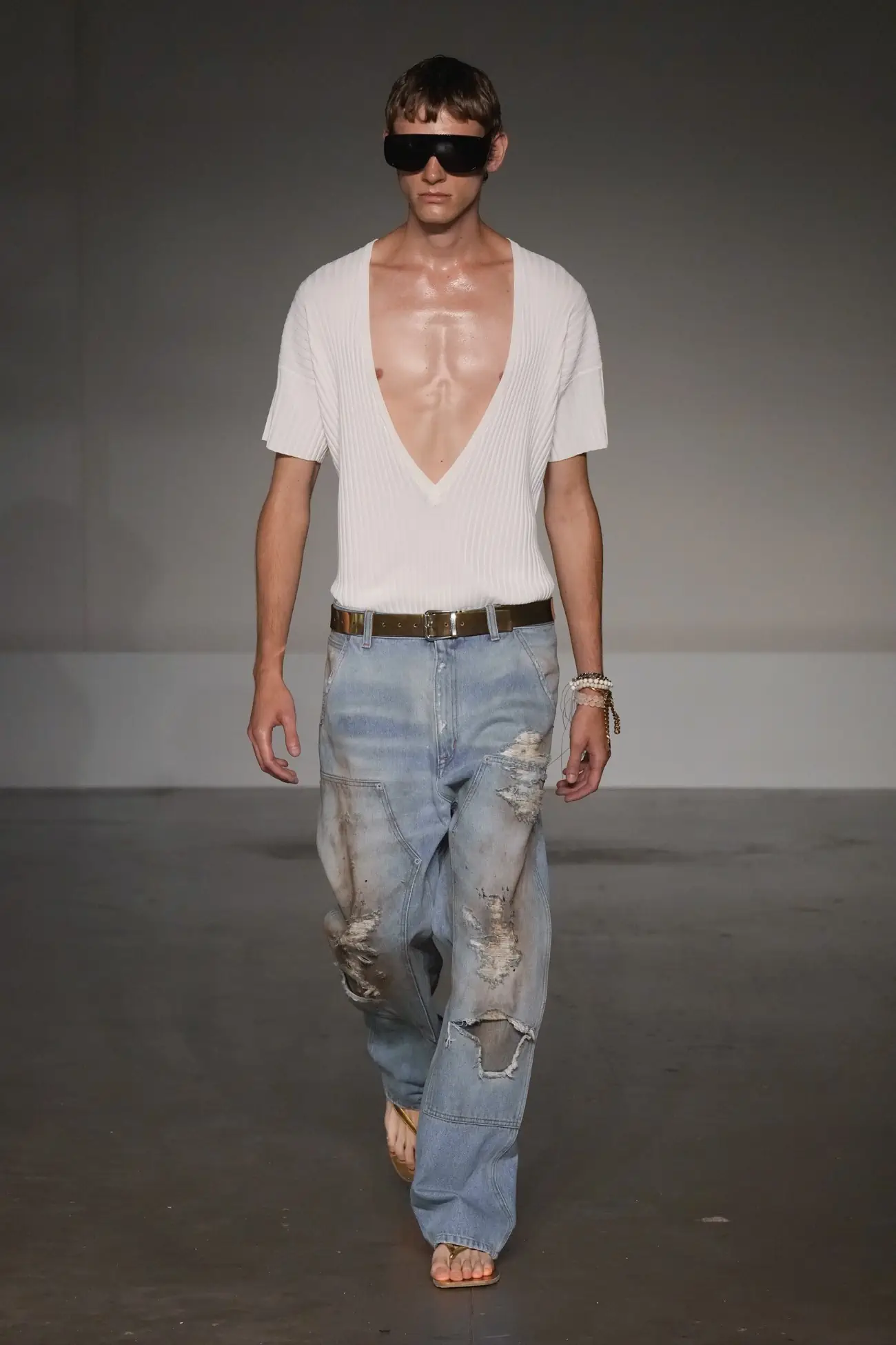 MM6 Maison Margiela Printemps 2025 : un retour à l'authenticité