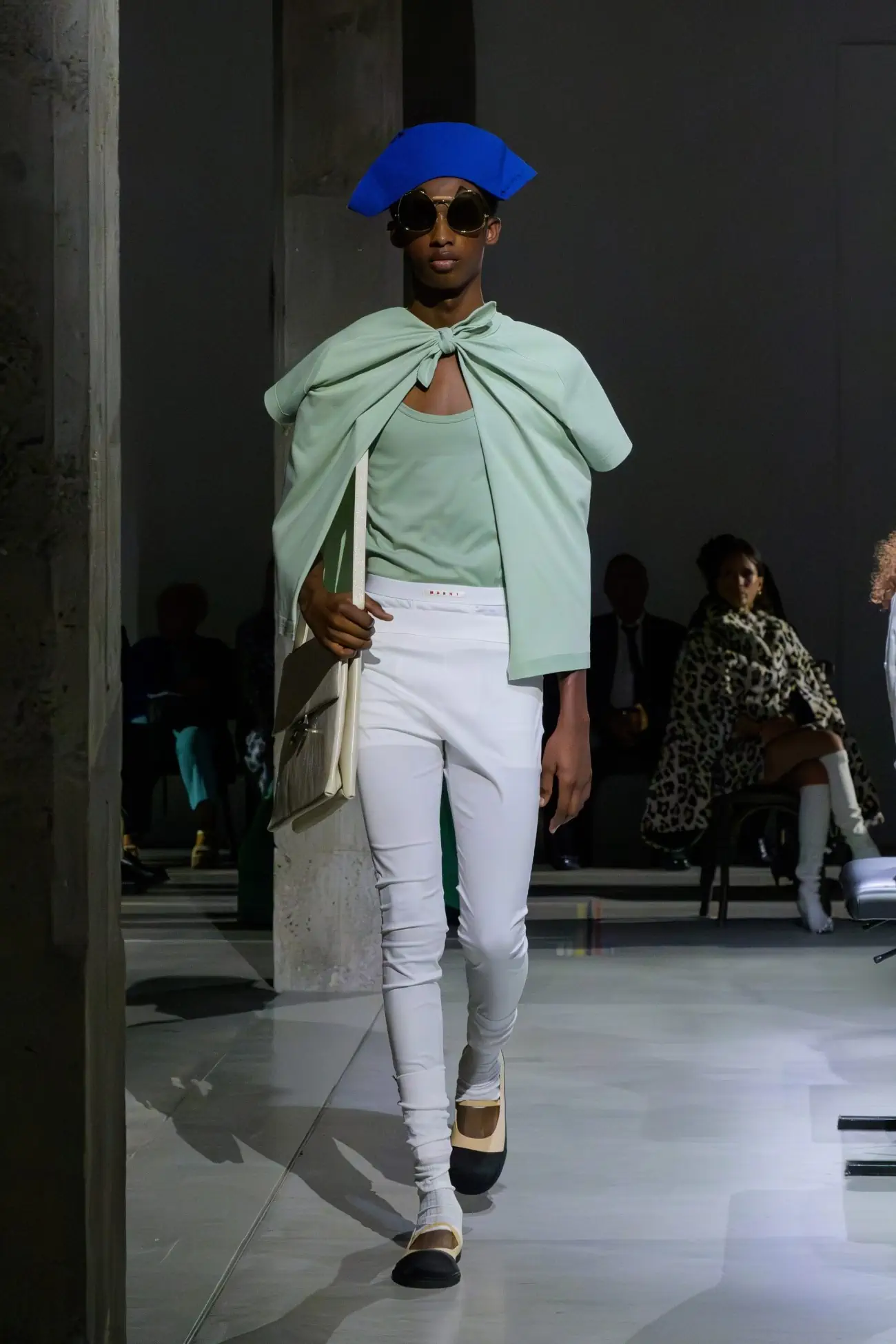 Collection Marni Printemps 2025 : la recherche d'une beauté essentielle
