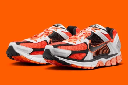 La Nike Zoom Vomero 5 « Total Orange » fait revivre un classique