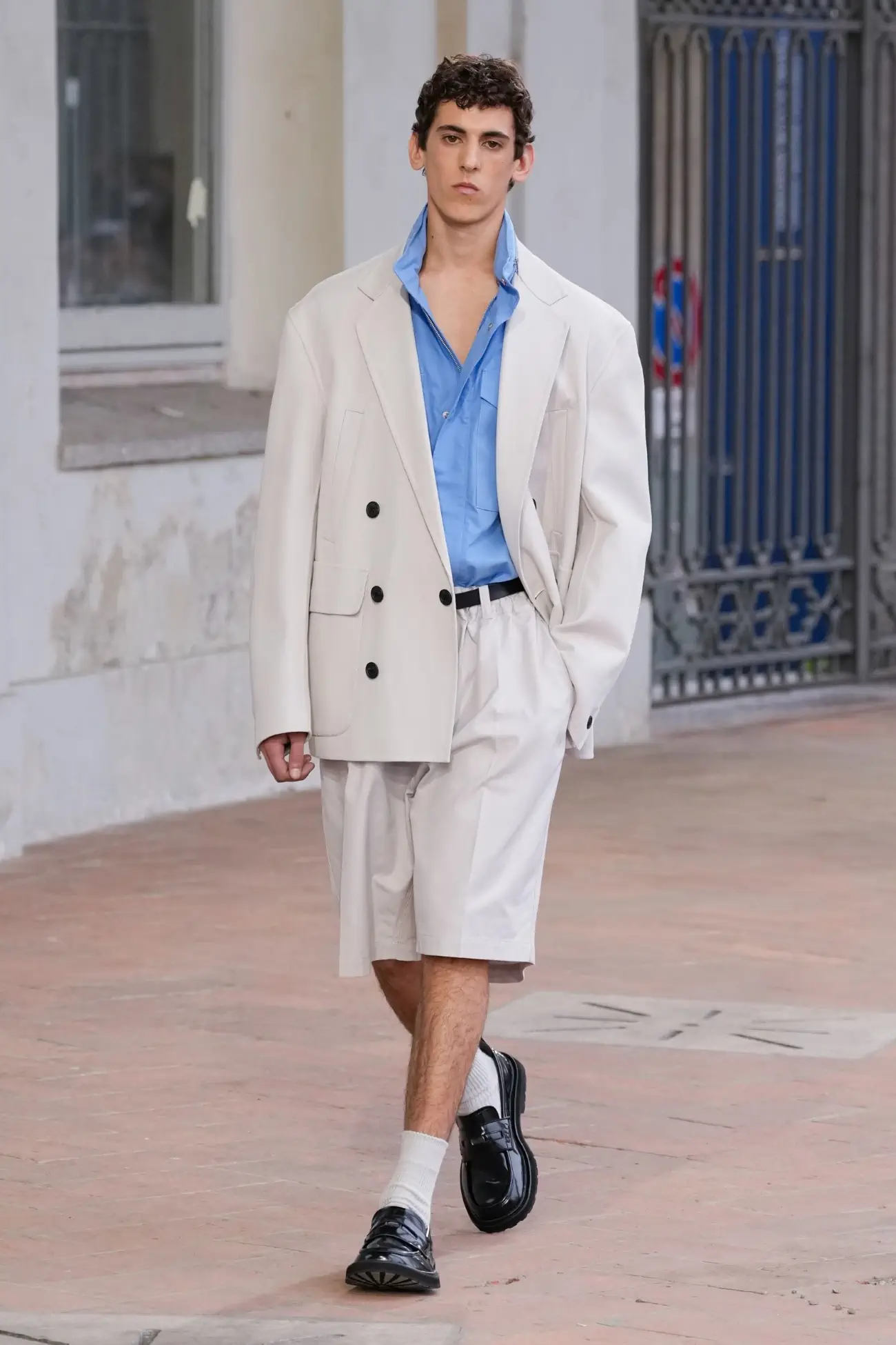 La collection Onitsuka Tiger Printemps 2025 revisite un territoire familier