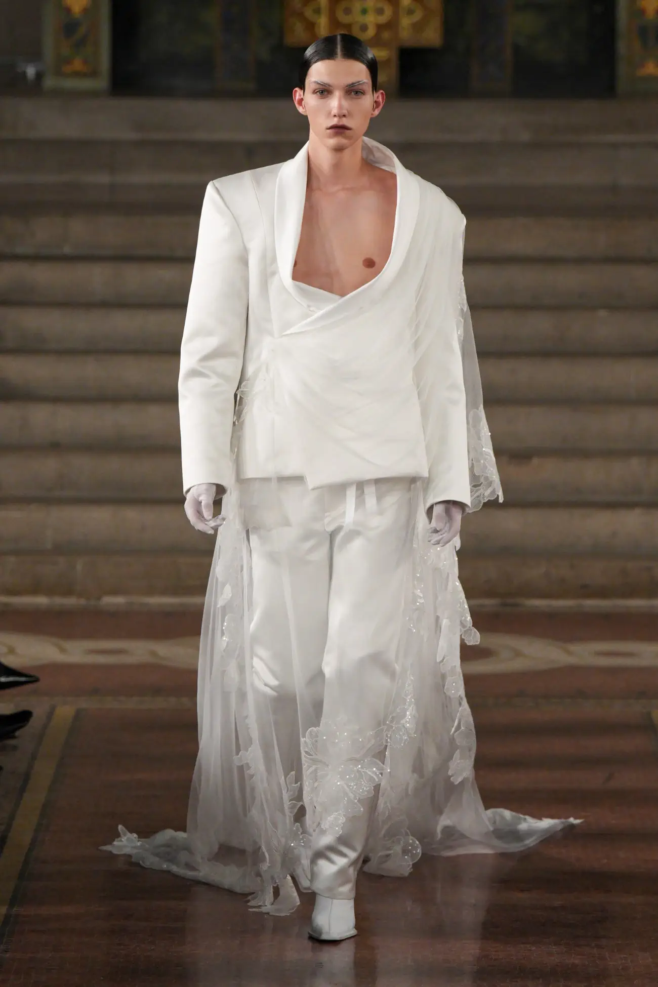 Palomo Spain Printemps 2025 : une célébration céleste de la mode masculine