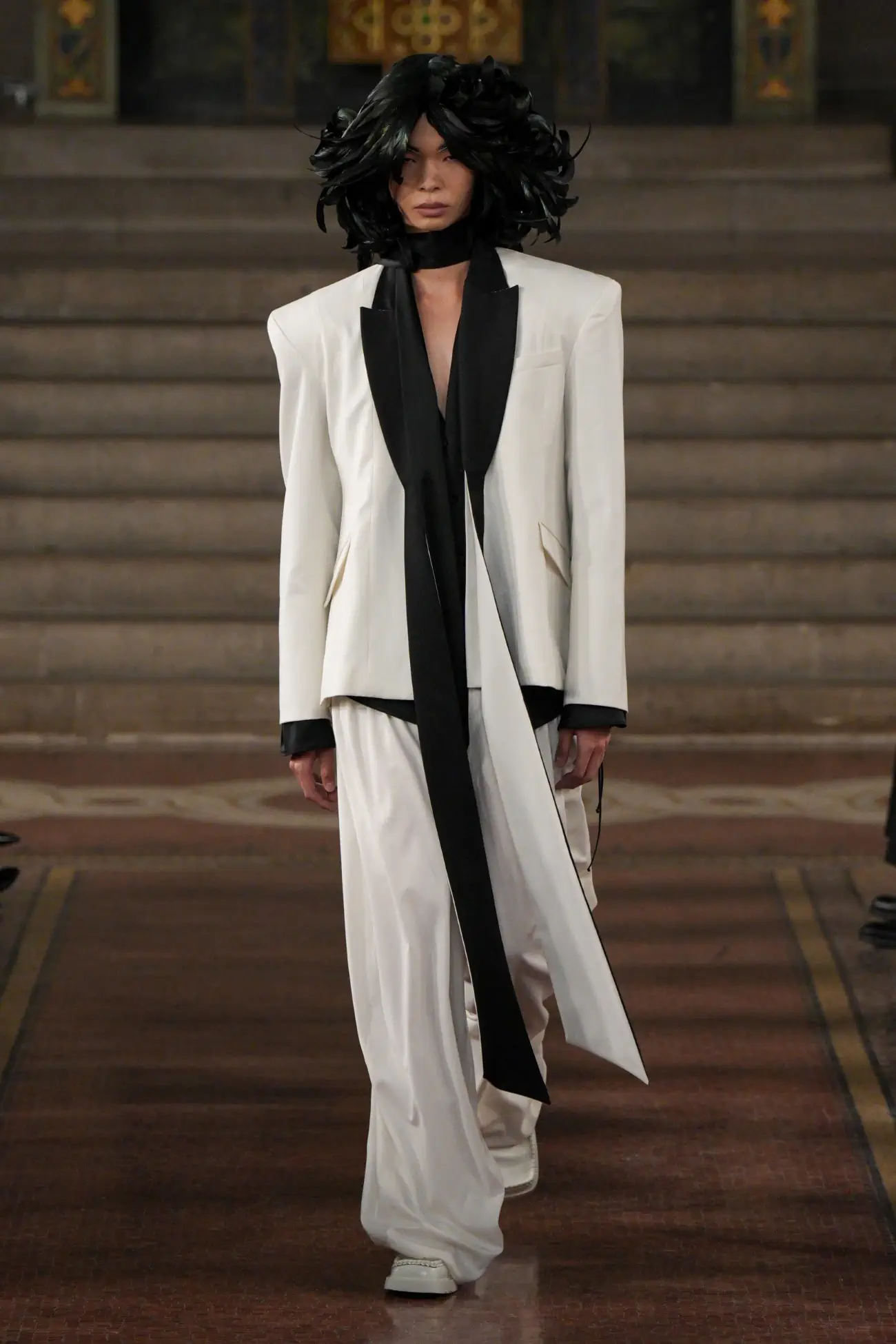 Palomo Spain Printemps 2025 : une célébration céleste de la mode masculine