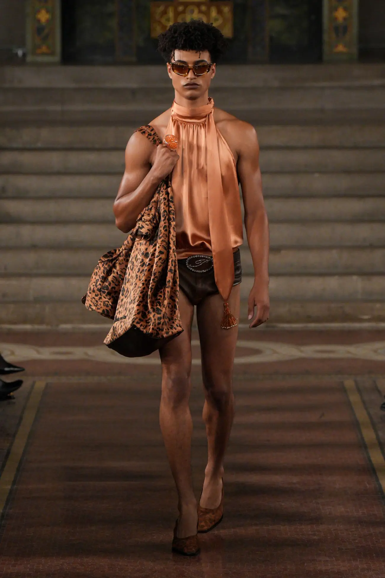 Palomo Spain Printemps 2025 : une célébration céleste de la mode masculine