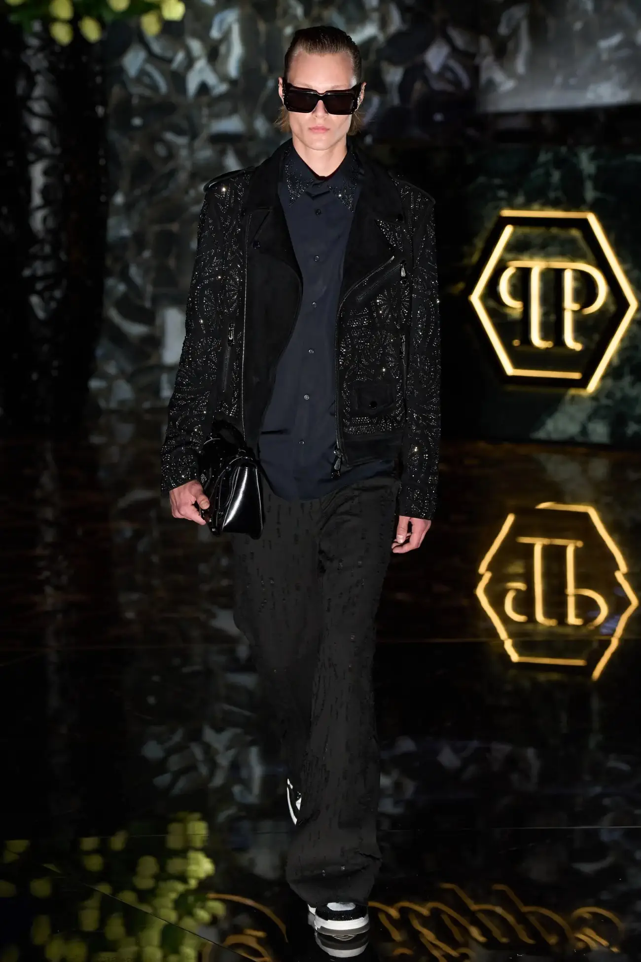 Collection PHILIPP PLEIN Printemps 2025 : une évolution étincelante du maximalisme