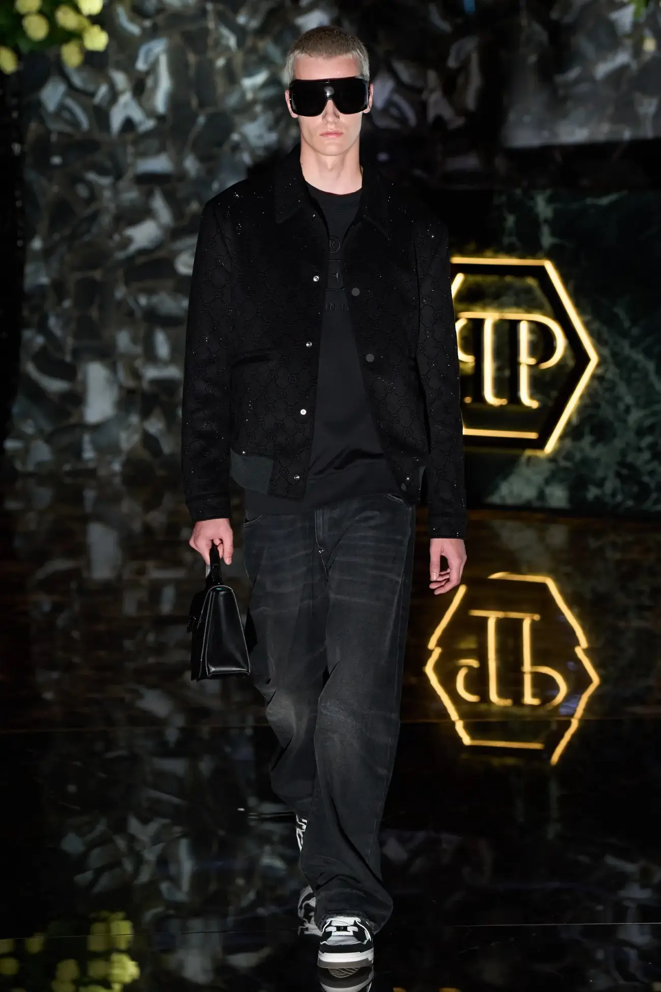 Collection PHILIPP PLEIN Printemps 2025 : une évolution étincelante du maximalisme