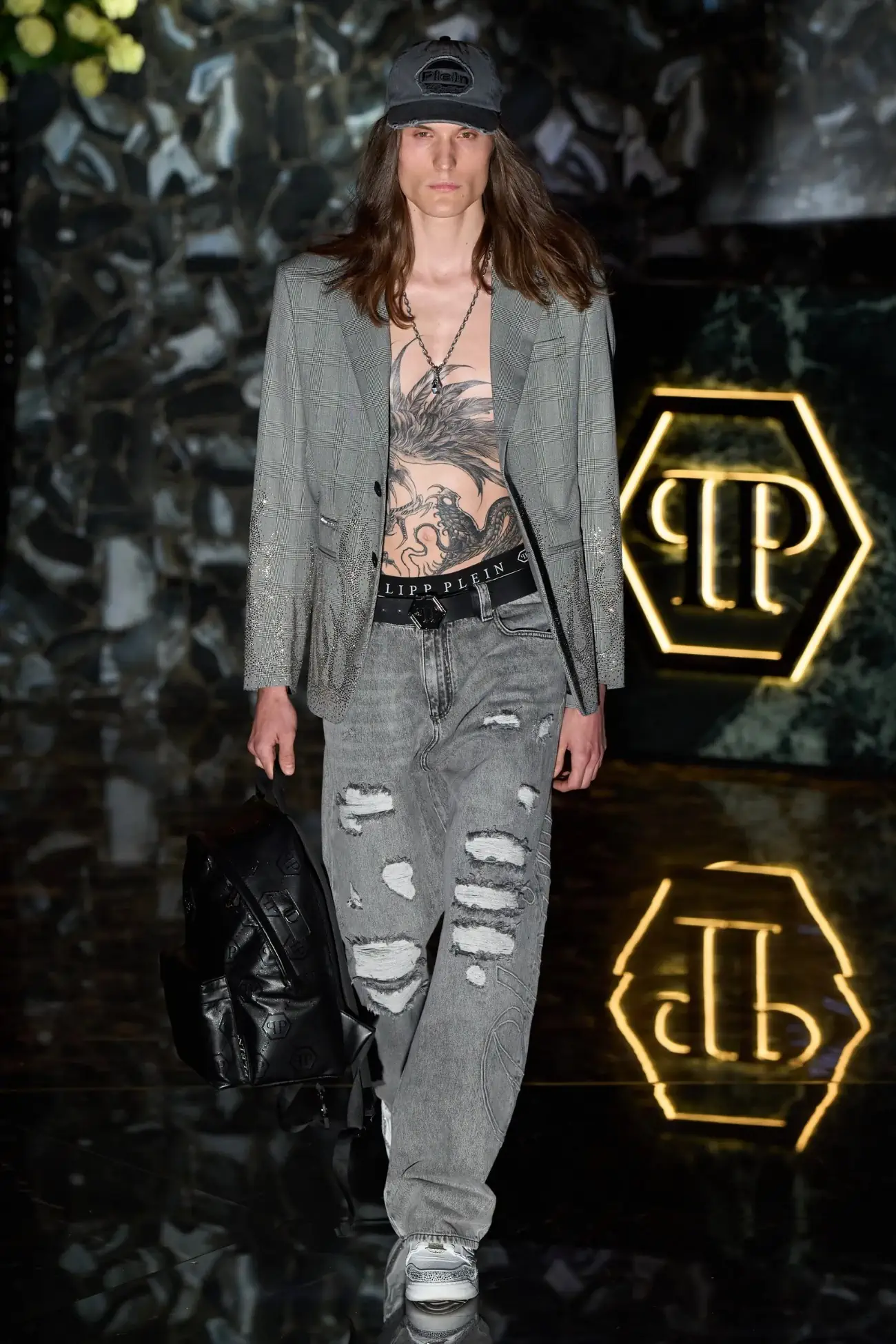 Collection PHILIPP PLEIN Printemps 2025 : une évolution étincelante du maximalisme