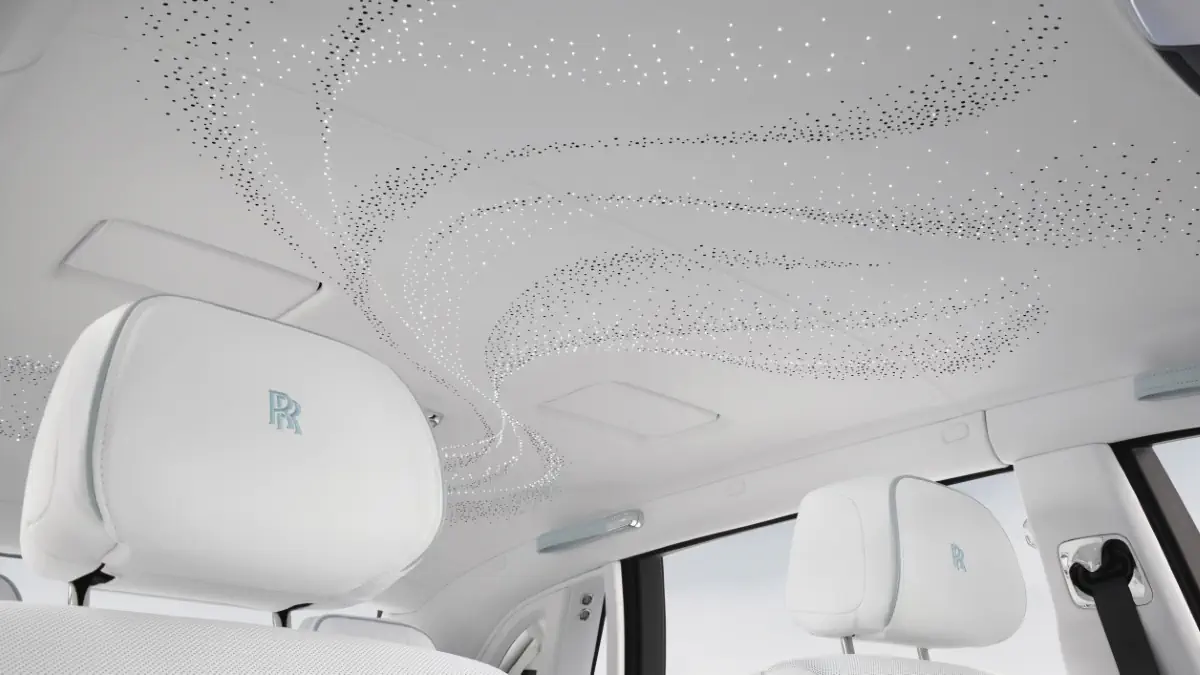 Rolls-Royce Phantom Scintilla : un hommage étincelant à 120 ans d'art automobile