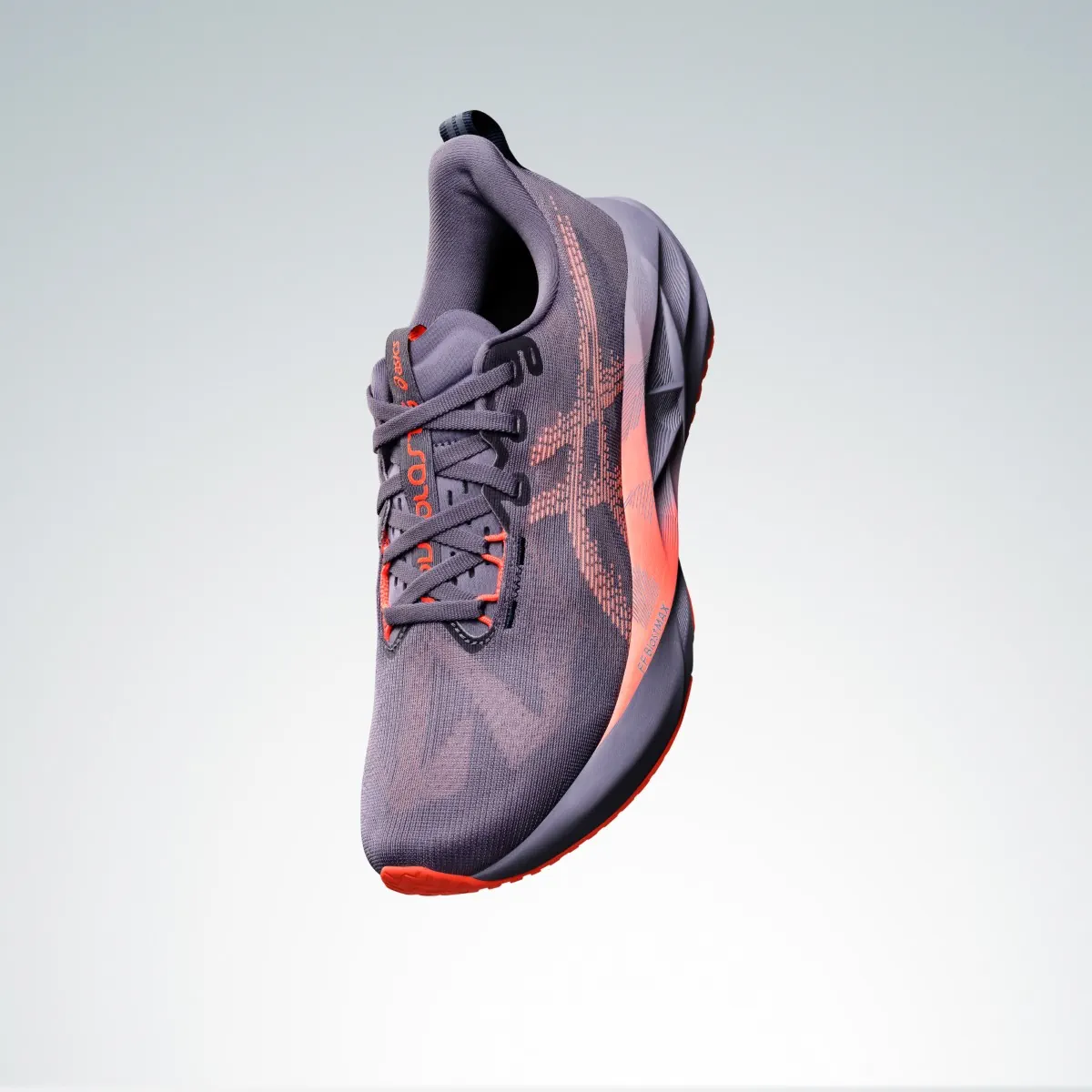 ASICS Novablast 5, la favorite des fans, reçoit un coup de pouce tonique