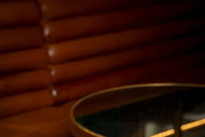 Le Drugstore Publicis dévoile sa bûche de Noël 2024