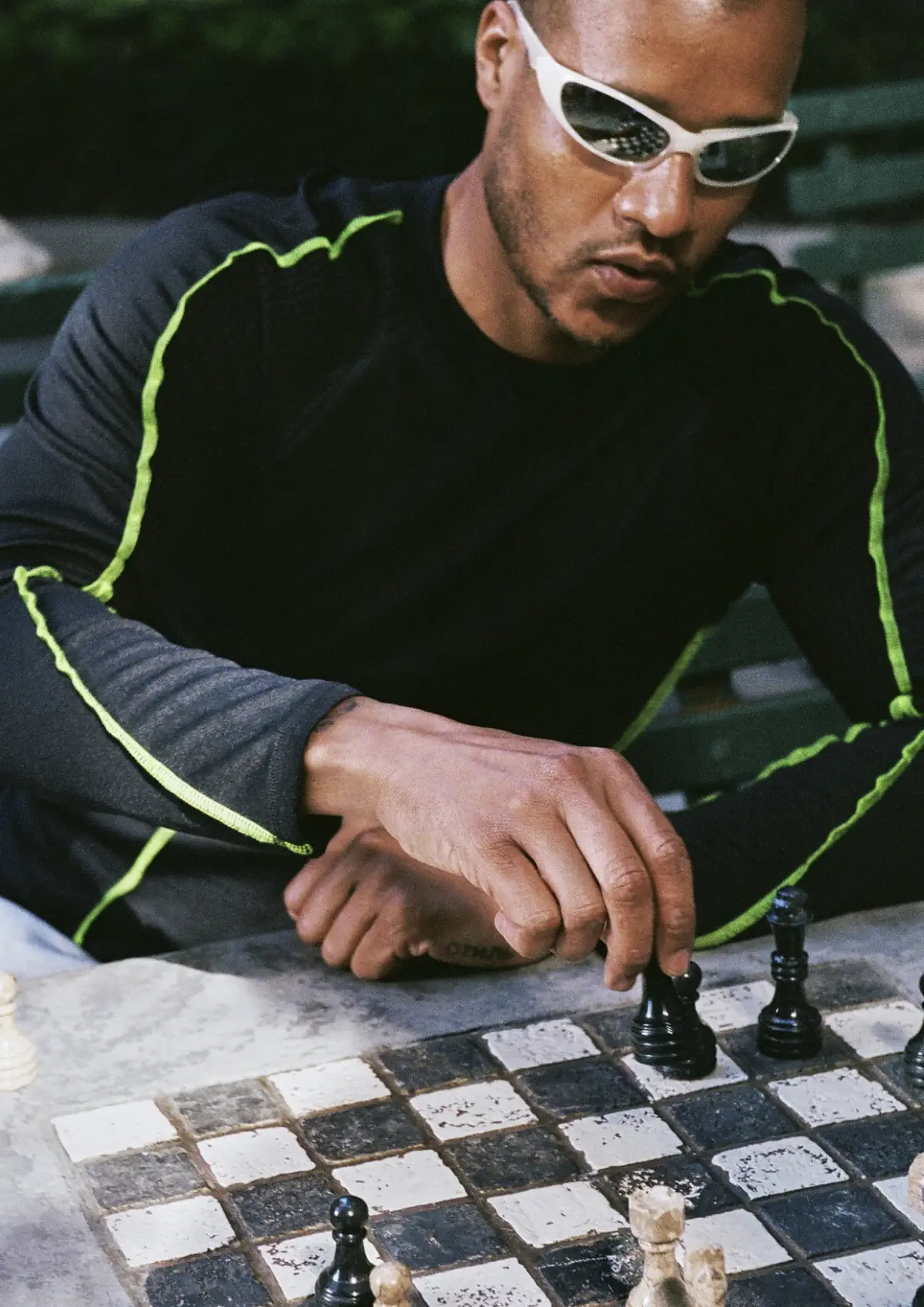 Le deuxième chapitre de la collection H2 de Heron Preston et H&M repousse les limites du design circulaire