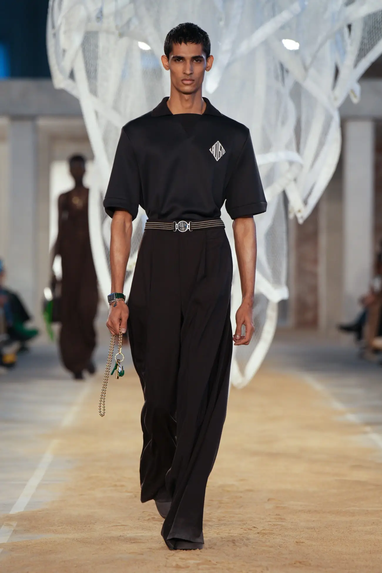 Lacoste propose un style bord de mer pour le Printemps 2025