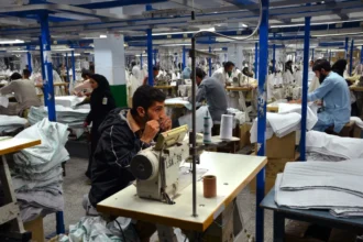 Levi's adhère à l'accord pakistanais visant à renforcer la sécurité des travailleurs dans l'industrie de la mode