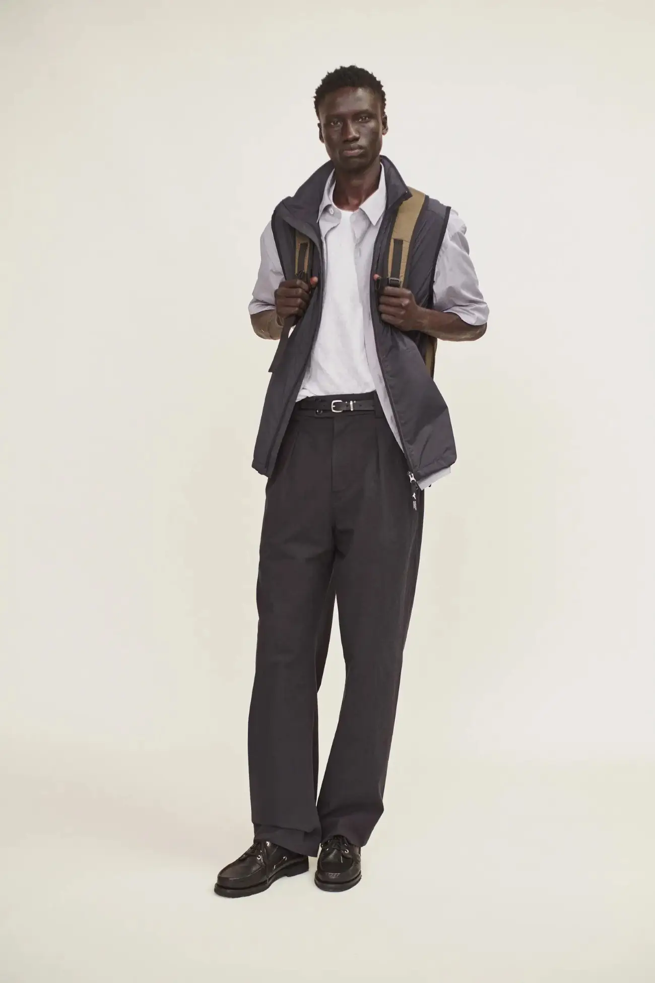 MARGARET HOWELL Printemps 2025 réimagine des pièces classiques avec des mises à jour modernes