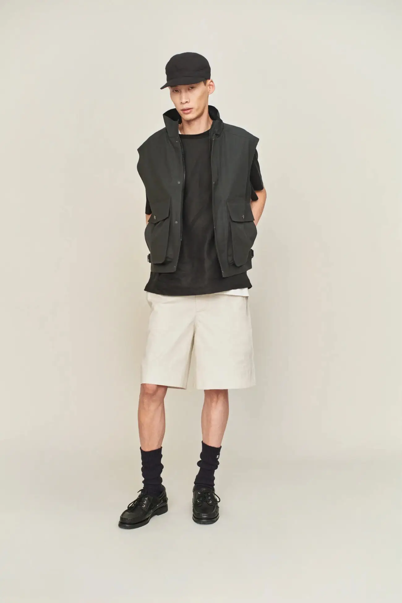 MARGARET HOWELL Printemps 2025 réimagine des pièces classiques avec des mises à jour modernes